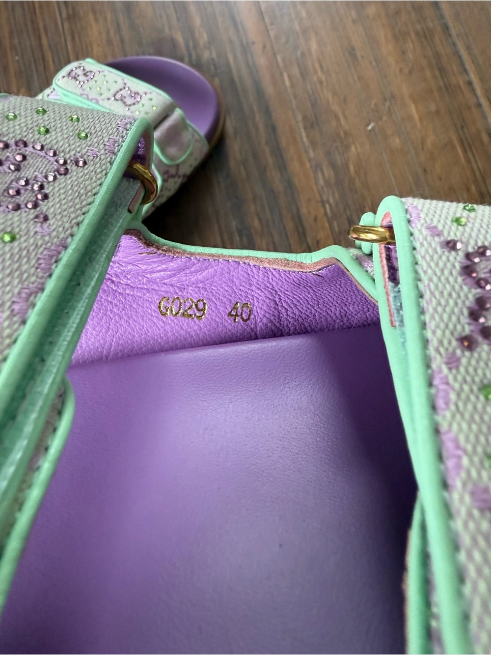 Gucci Moritz Slide GG Crystal Canvas Slide Sandals EU40 Purple Green - Picture 9 of 10
